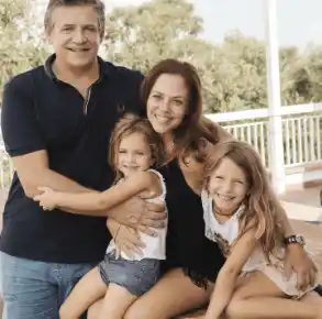 Aileen Celeste con su familia. Foto Instagram