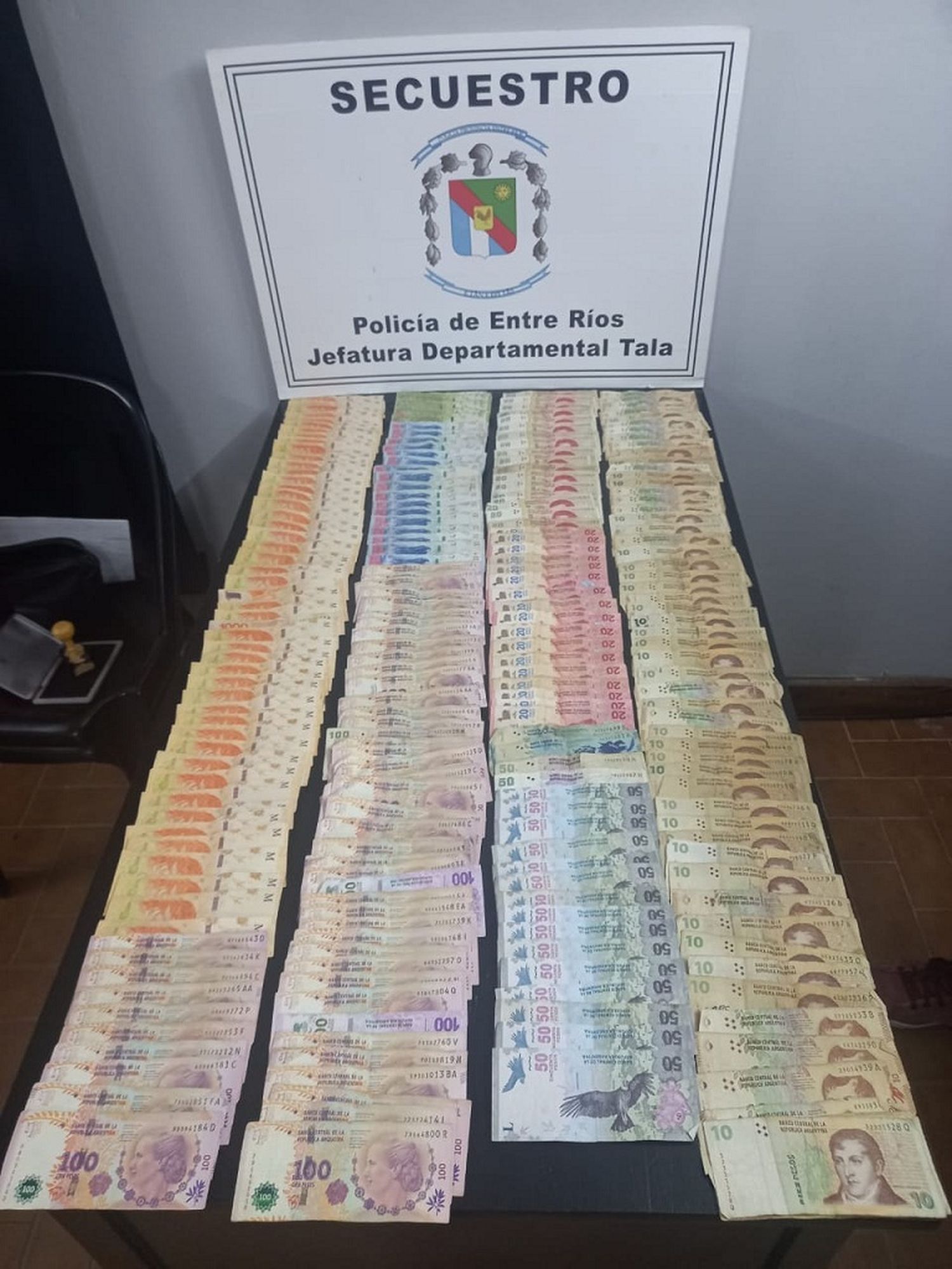 Pidió una pizza, y mientras tanto...sustrajo $62.000