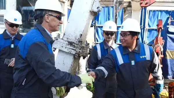 Macri reclamó a las provincias la eliminación de impuestos a los servicios públicos