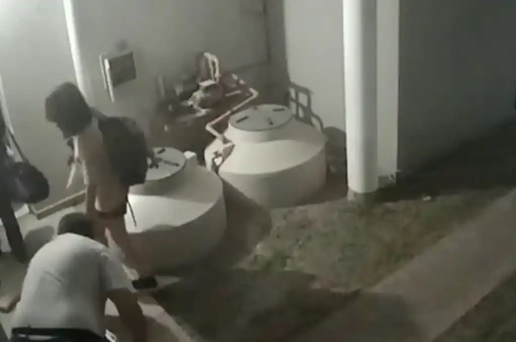 La exfuncionaria y su marido la noche siguiente a la desaparición de Loan