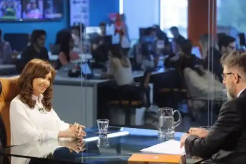 CFK envió una señal al PJ y rechazó acusaciones por corrupción y traición