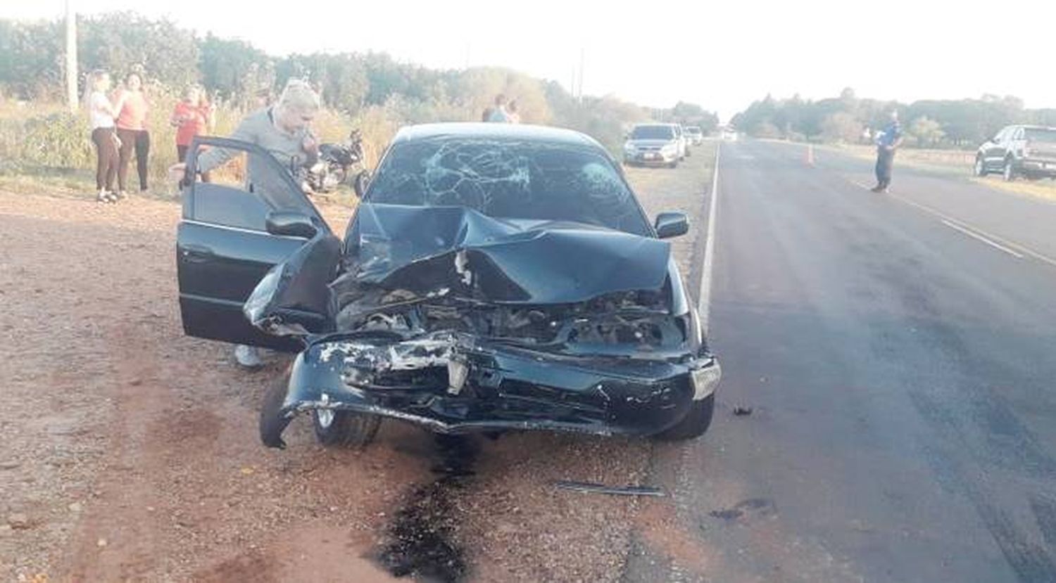 Accidente entre un camión y un automóvil