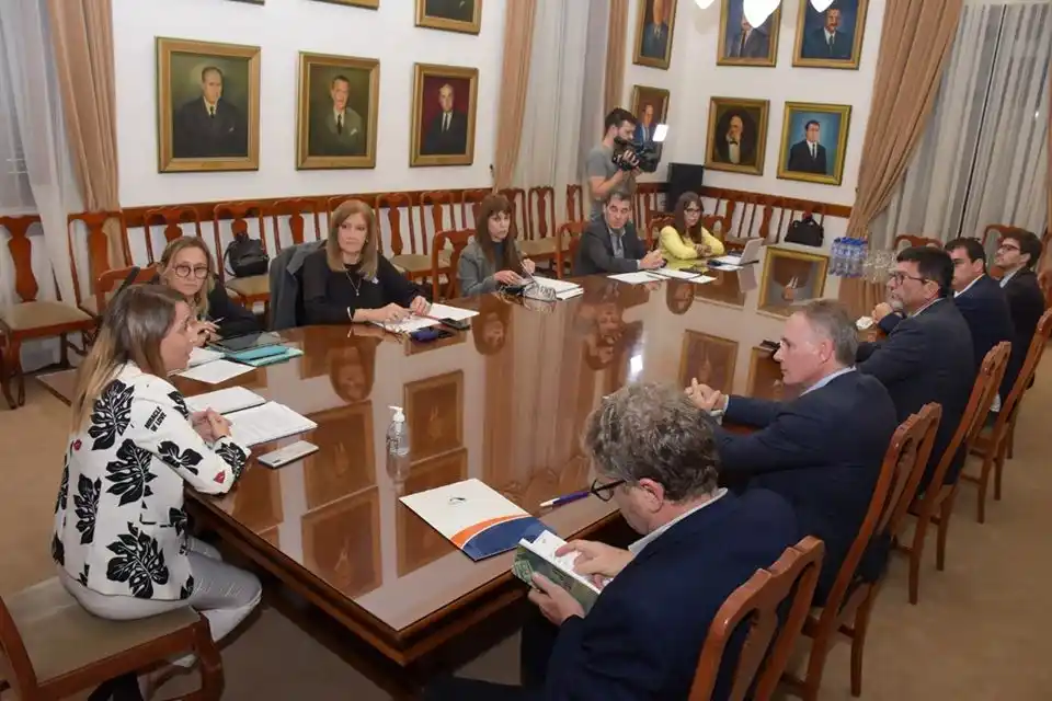 «Valoramos la vocación de diálogo pero no nos llevamos una respuesta concreta»