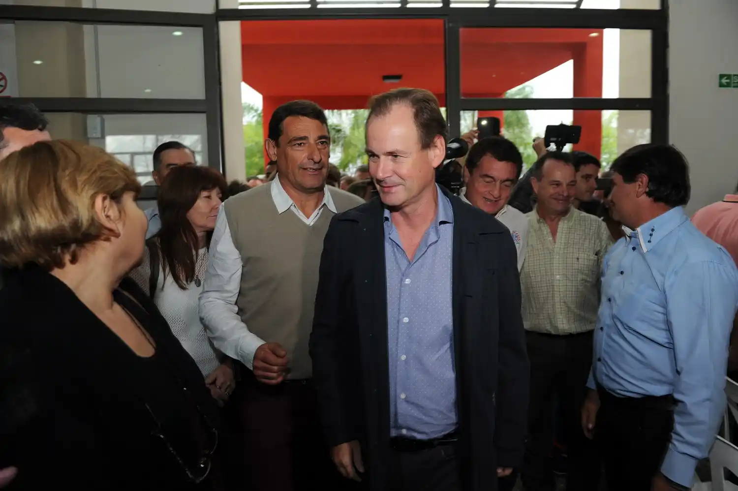 Bordet ratificó la reducción de la carga impositiva de la luz