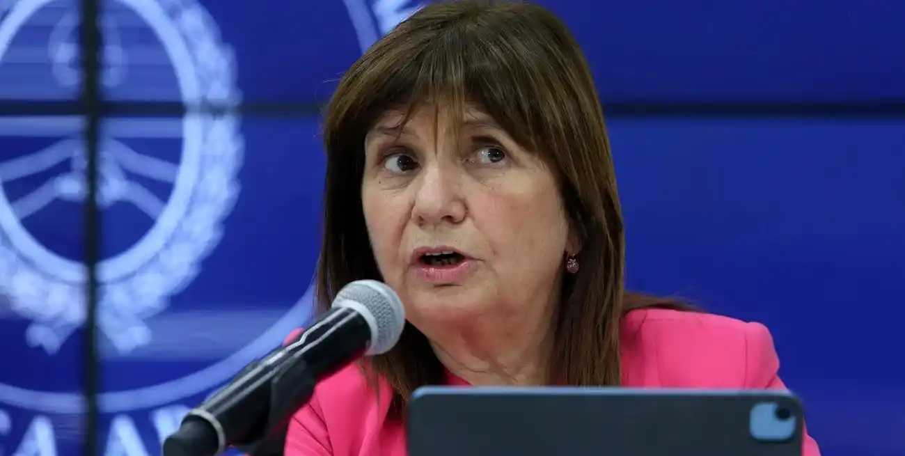 La ministra de Seguridad se sumó al reclamo que otros dirigentes políticos llevaron a cabo la semana pasada.