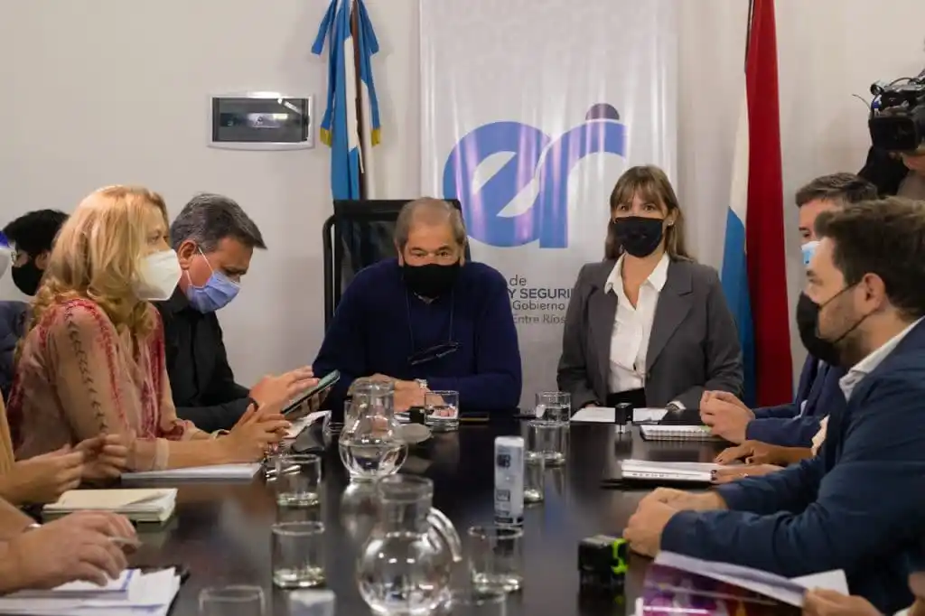 La provincia y los gremios docentes llegaron a un acuerdo salarial