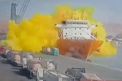 ¡ACCIDENTE TÓXICO! Doce muertos y 260 heridos tras una fuga de gas en puerto de Jordania (+ Fotos)