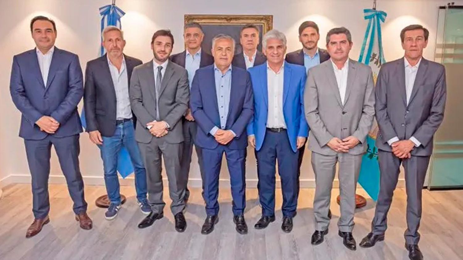 Frigerio y gobernadores de Juntos por el Cambio también apoyaron a su par de Chubut