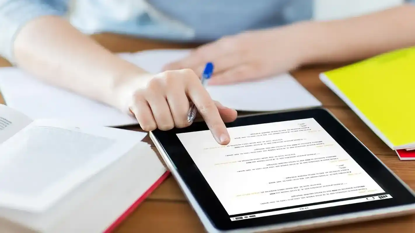 Abren inscripciones para la diplomatura en Tecnologías Informáticas aplicadas a la enseñanza de la lengua