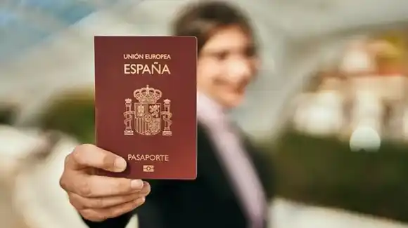 ¡TODAVÍA TIENES CHANCE! España amplía plazo de «ley de nietos» para optar a la nacionalidad