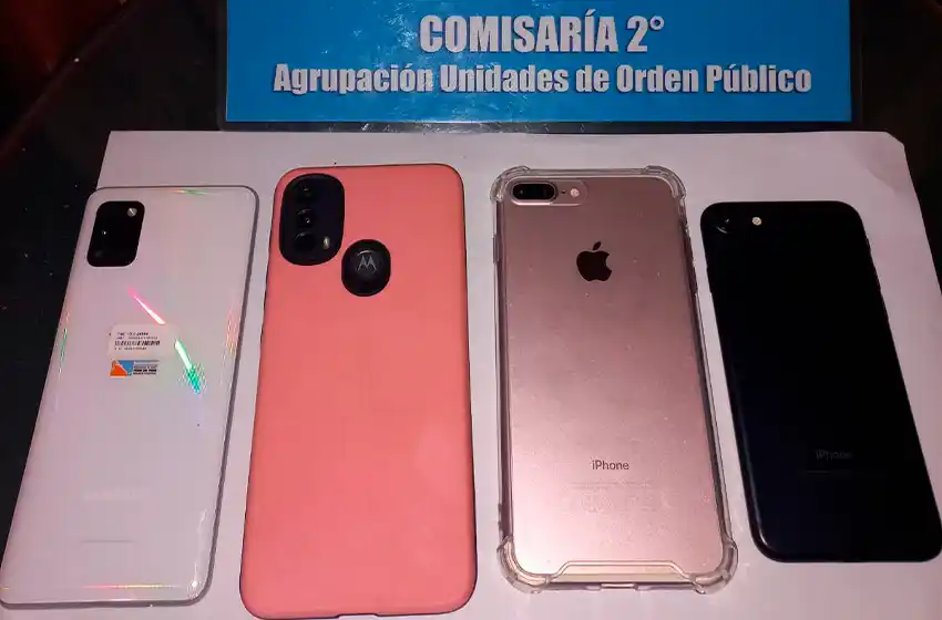 Detuvieron a motochorros que robaban celulares en el centro de Rosario