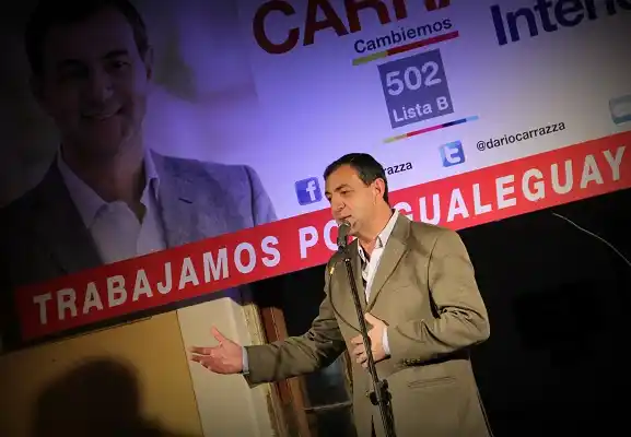 Carrazza y Ghiglione cerraron su campaña con acto y recorrida