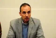 Diputado italiano visitó la ciudad para promover la votación que renovará el parlamento en septiembre