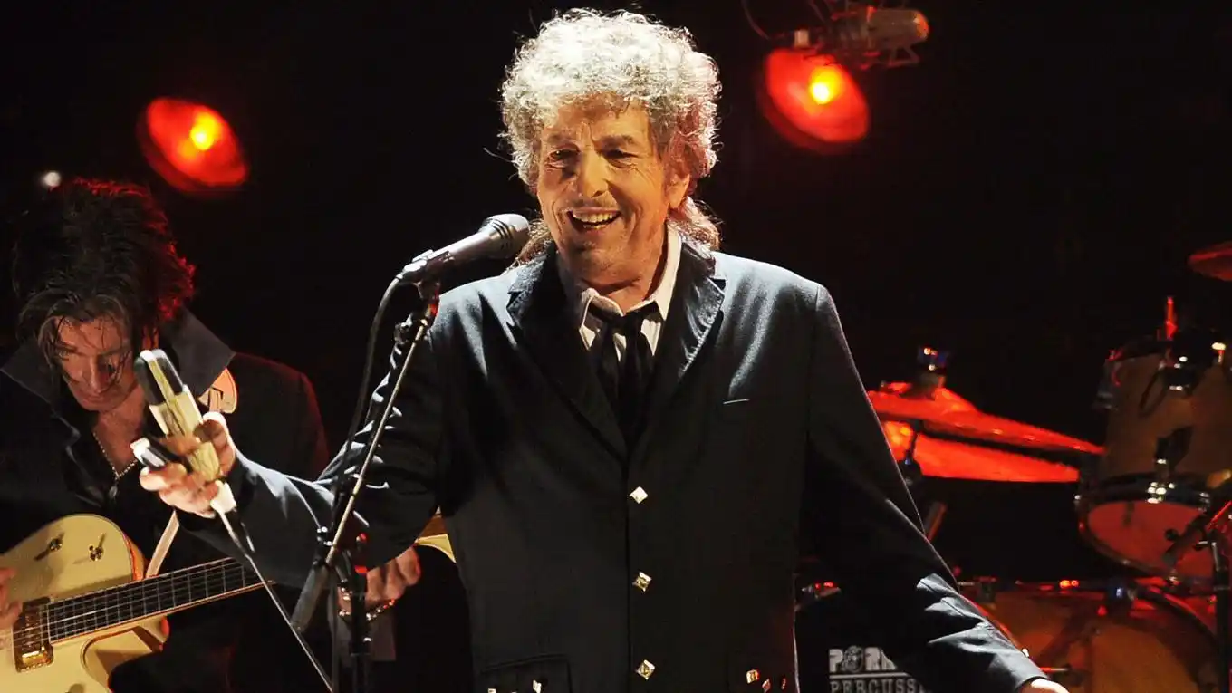 Bob Dylan finalmente recibirá su premio Nobel este fin de semana