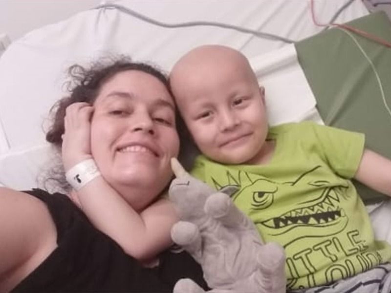 Eloy, el pequeño rufinense durante su tratamiento contra el cáncer en 2020-2021.