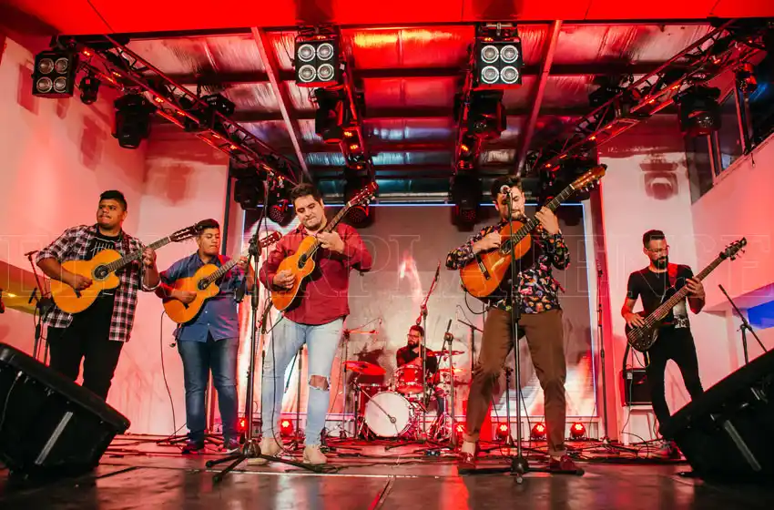 Labriegos: "Es un placer traer nuestra música a Espacio Clarín"