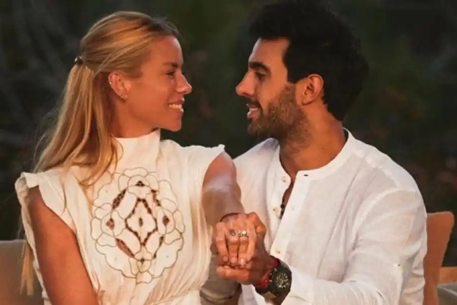 "¡Sí, quiero!": Nicole Neumann contó que se casa con Manu Urcera