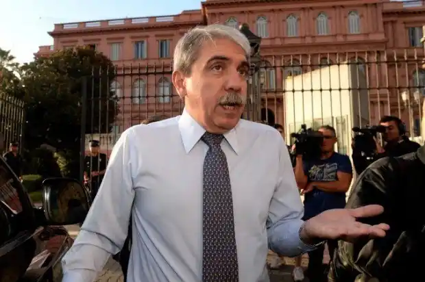 Elecciones 2015: Aníbal Fernández no se baja