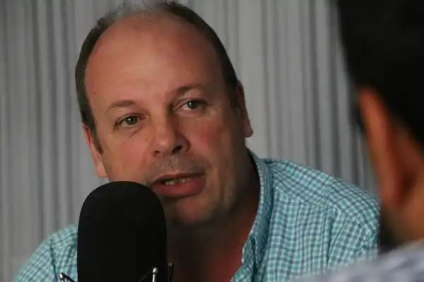 Piaggio, Frigerio y las elecciones en 13 definiciones de Javier Melchiori