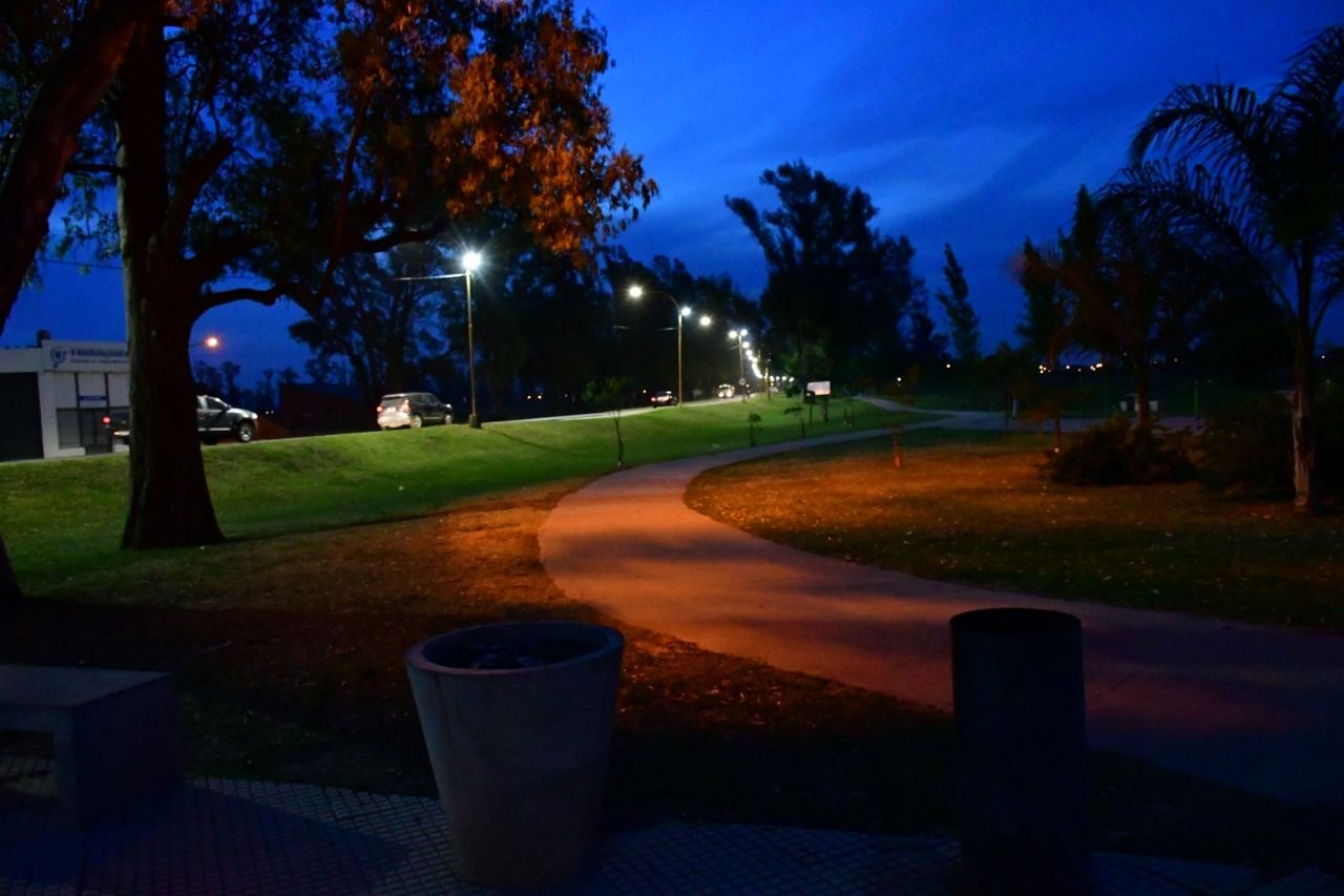 El Paseo Maipú luce nuevas luminarias LED y mejora la seguridad del sector