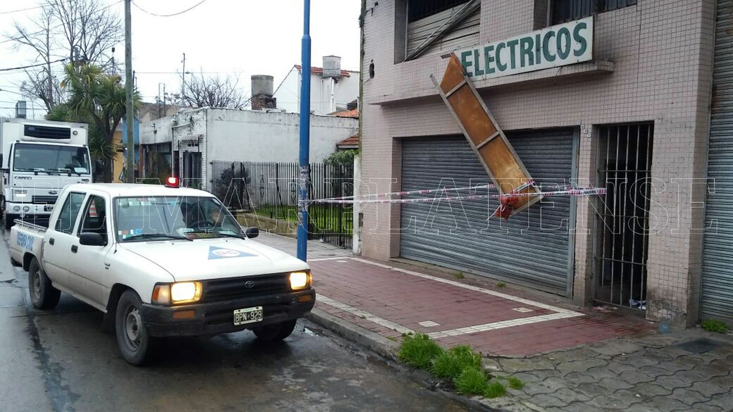 Rige alerta meteorológico para la ciudad por "fuerte viento"