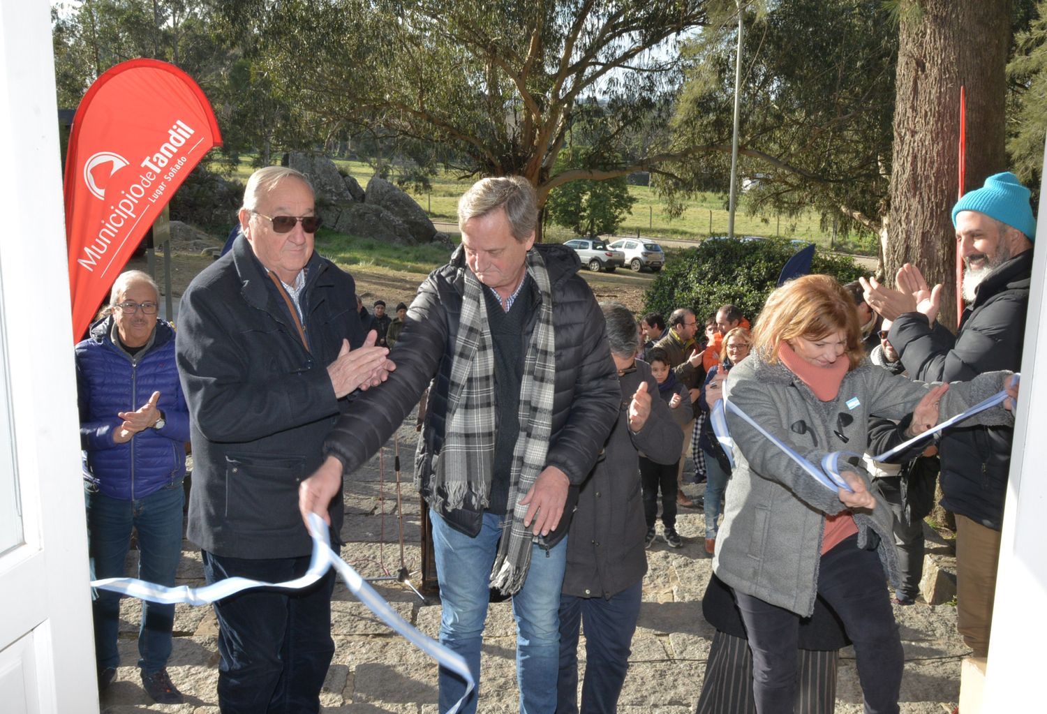 Miguel Lunghi inauguró el Centro de Interpretación "La Movediza".