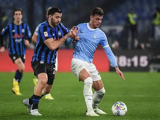 Lazio y Atalanta igualaron en la semifinal