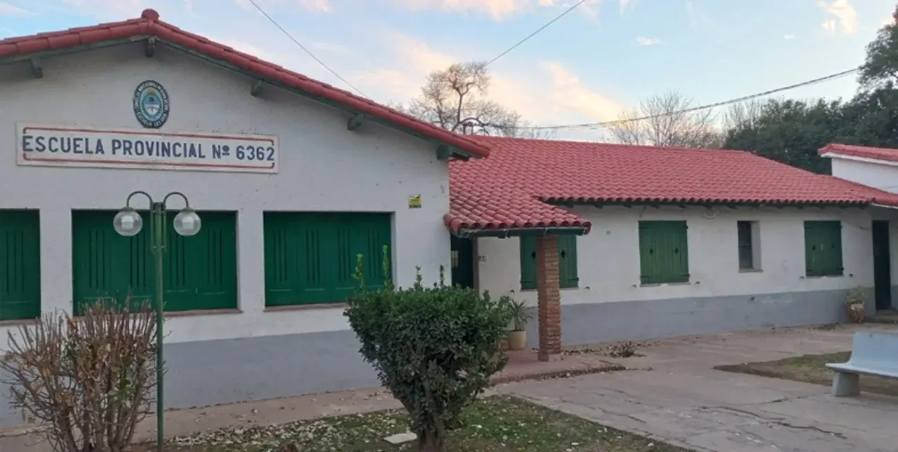 En cada establecimiento educativo se instalarán dispositivos de monitoreo, colocará nuevas luminarias y señales viales.