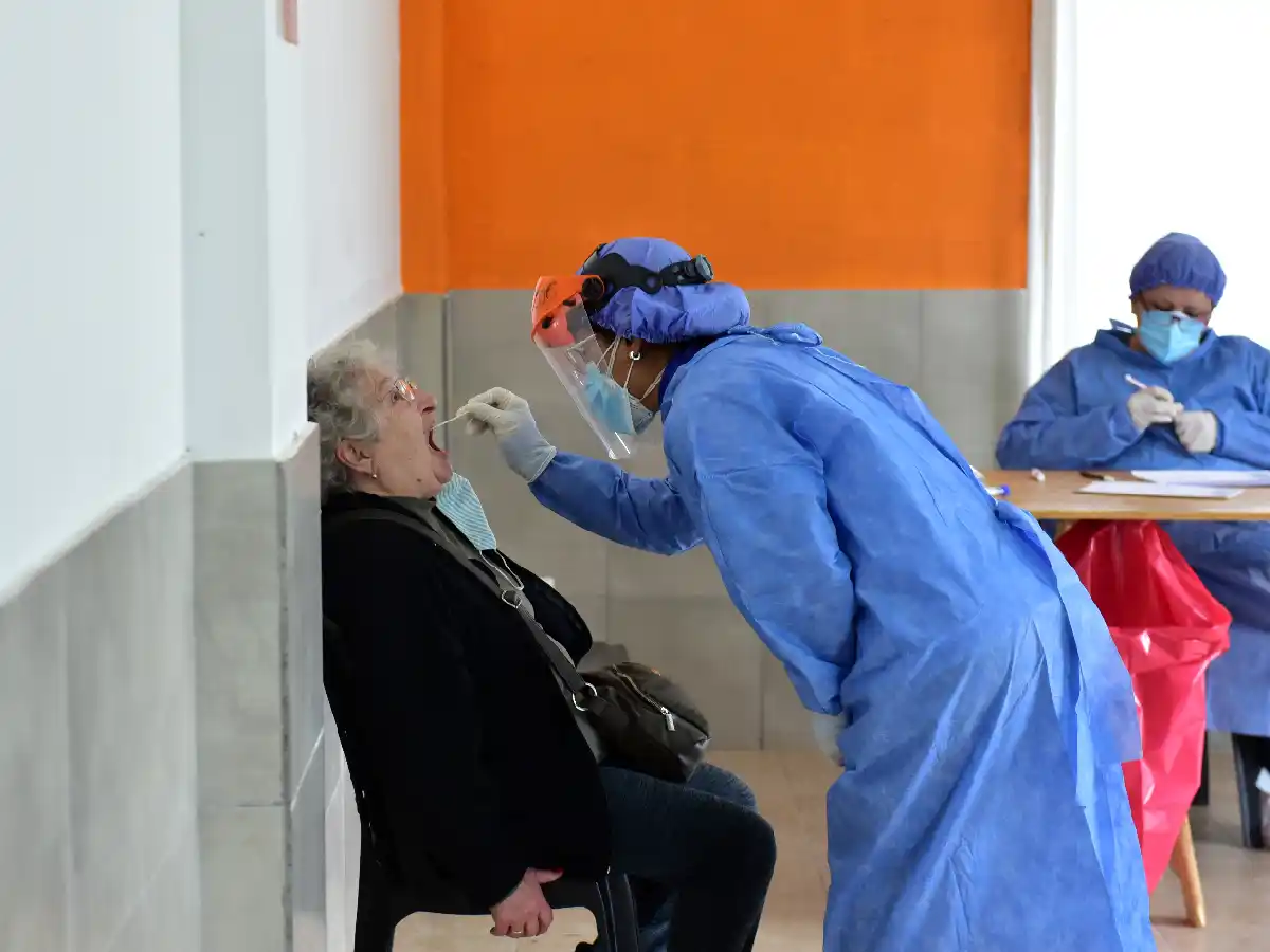 El COE reportó 5 nuevos casos de covid en la ciudad