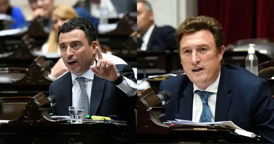 García Aresca defendió la universidad pública y cruzó a De Loredo tras una sesión escandalosa.