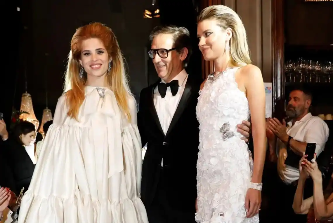 El dolorense Adrián Brown en la Semana de la Alta Costura en el Teatro Colón