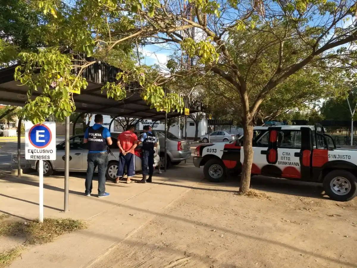  Detuvieron a un hombre por violencia familiar en Brinkmann 