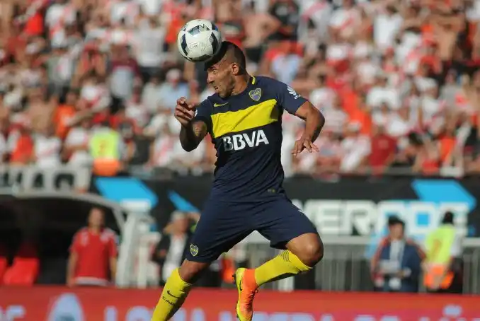 La negativa de Carlos Tevez que confirma que su pase a China