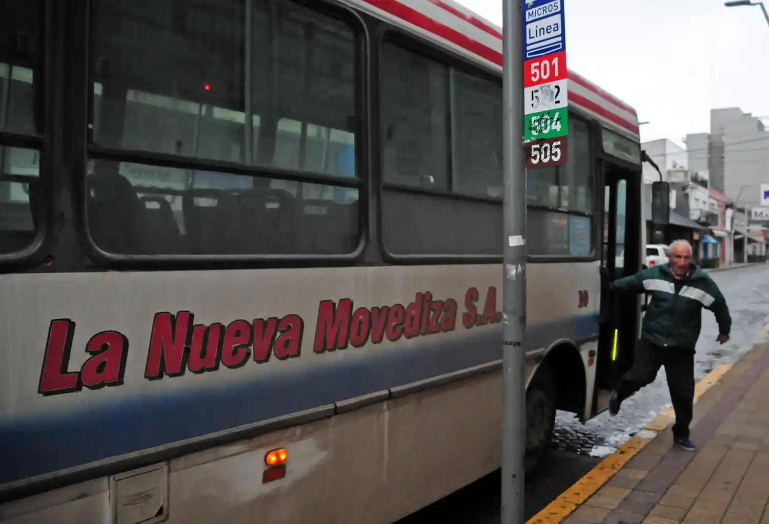 Levantaron el paro y ya vuelven a circular los colectivos en Tandil