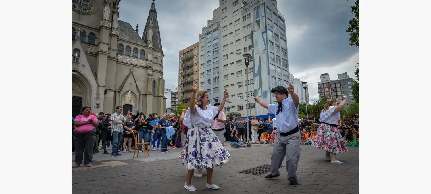 El evento contará con espectáculos artísticos y una feria de emprendedores, abierta a toda la comunidad.