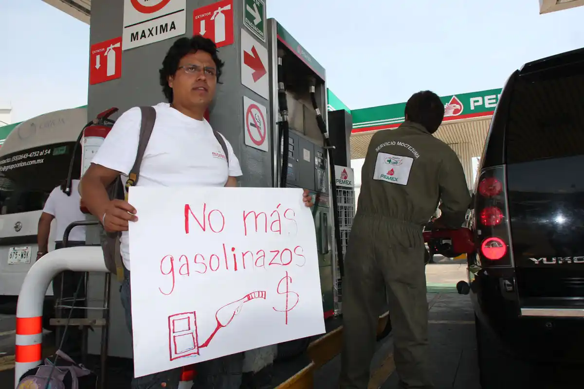 Crecen las protestas por el gasolinazo en México