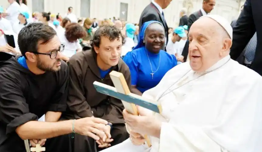 “La esclavitud no es un recuerdo del pasado”, lamentó Francisco