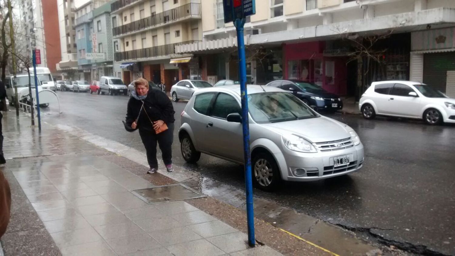 Continuarán hasta el miércoles las lluvias y el fuerte viento