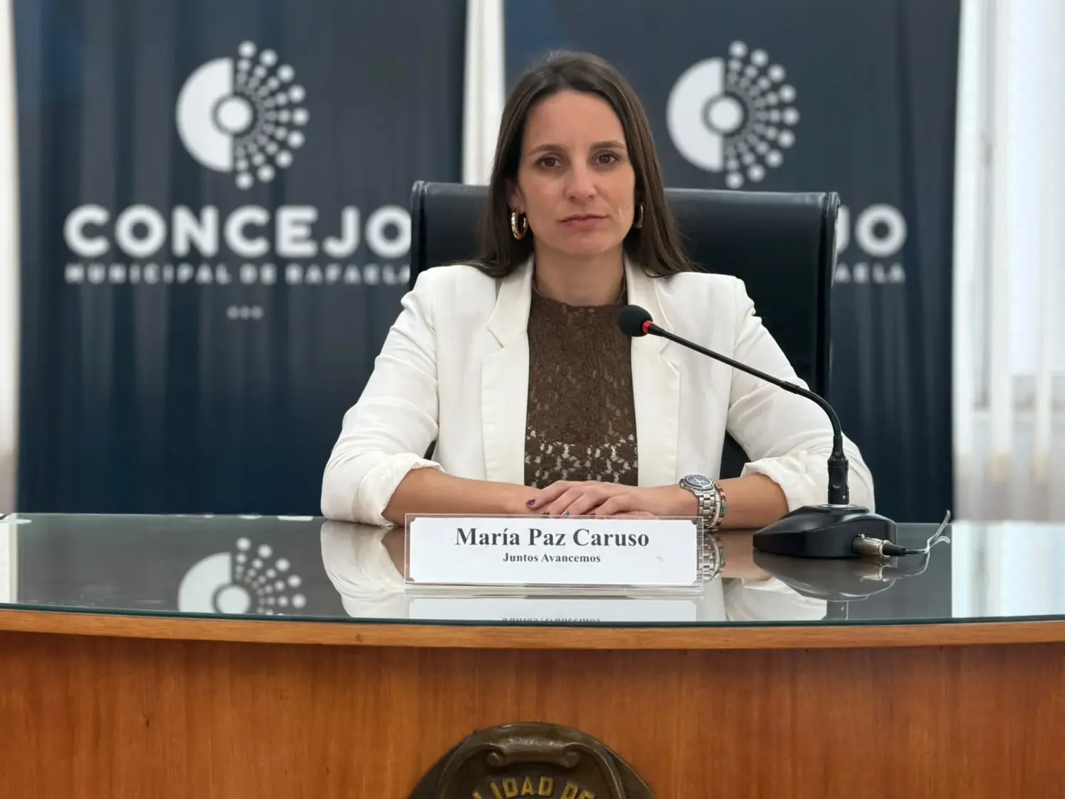 María Paz Caruso reclamó respuestas urgentes sobre el futuro de los minibuses en Rafaela