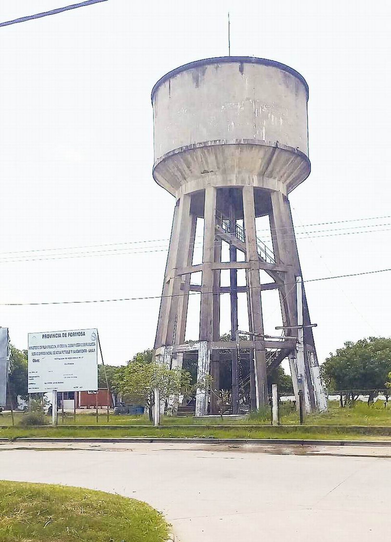 Clorinda: Se avanza paulatinamente con la 
distribución del agua desde la nueva planta