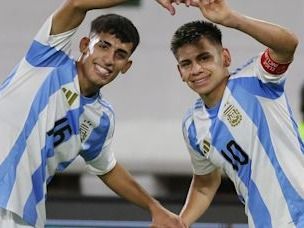 A las 22 , chocan Argentina y Brasil por el t´tulo sudamericano. Foto:@Argentina