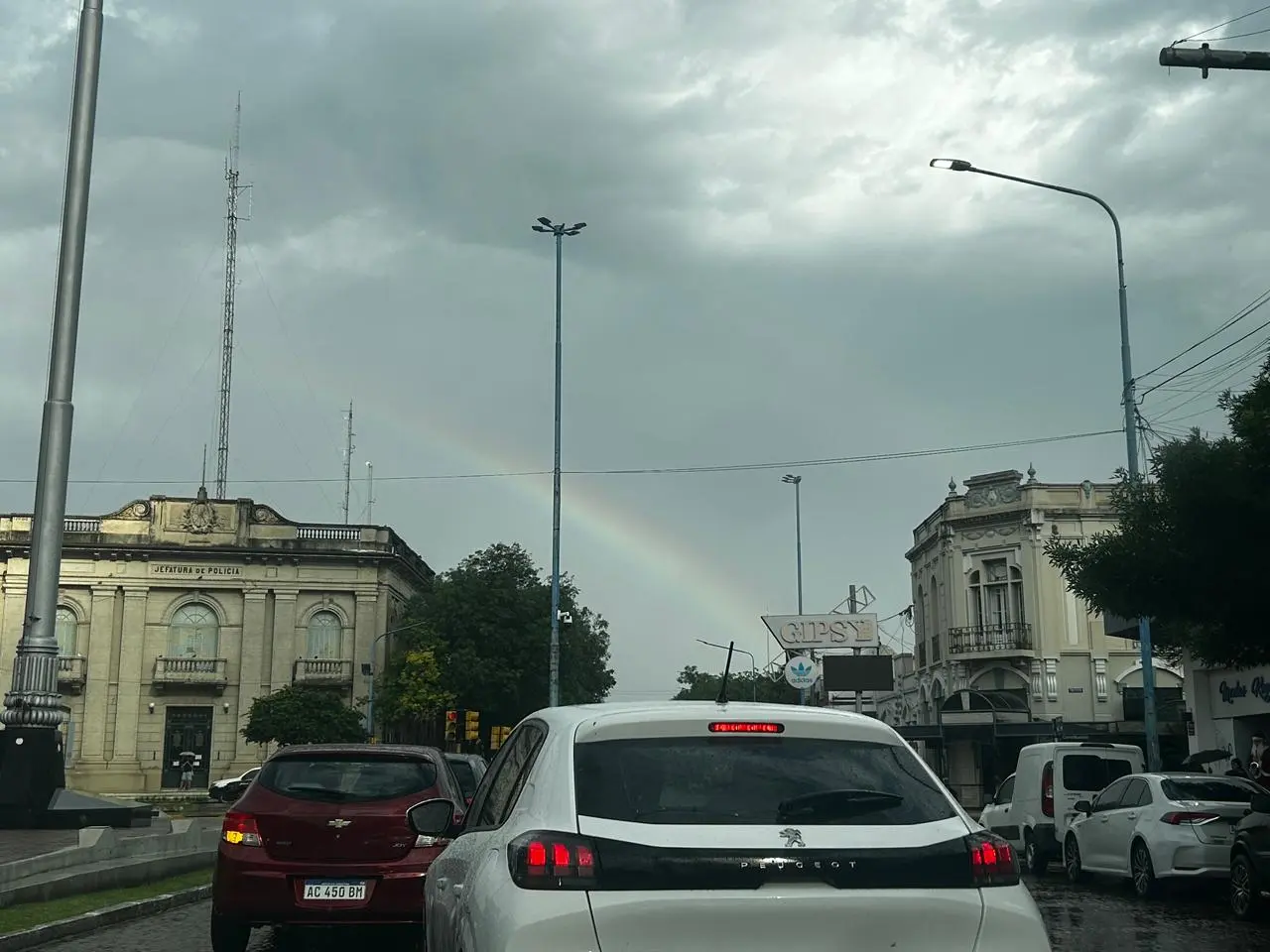¿Cuánto llovió el sábado y cómo estará el clima este domingo?