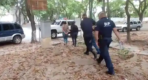 Padrastro habría violado a niña de 12 años con síndrome de Down con complicidad de la madre