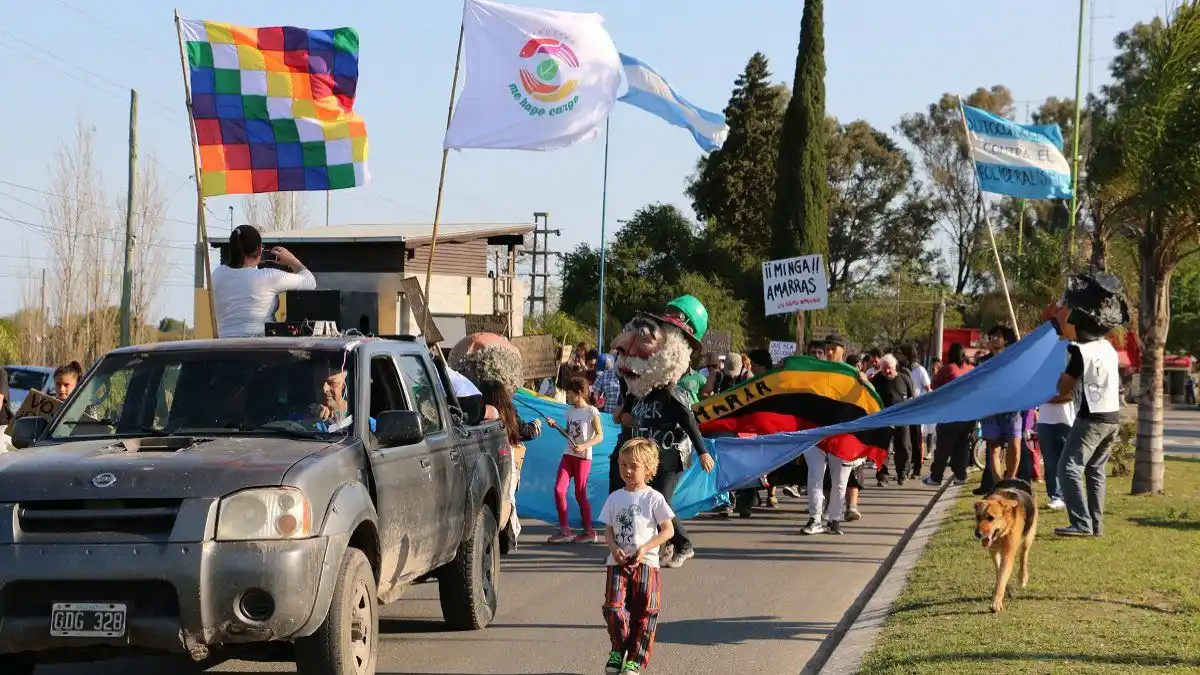 Una de las tantas movilizaciones de ambientalistas en contra de Amarras.