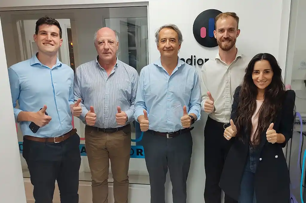 Nicolás Mayoraz - Diputado nacional por Santa Fe de LLA / Bryan Mayer - Candidato a convencional constituyente por el Dpto.Castellanos - 1