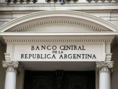 El Banco Central avanza en la creación de una tasa para la actualización de deudas