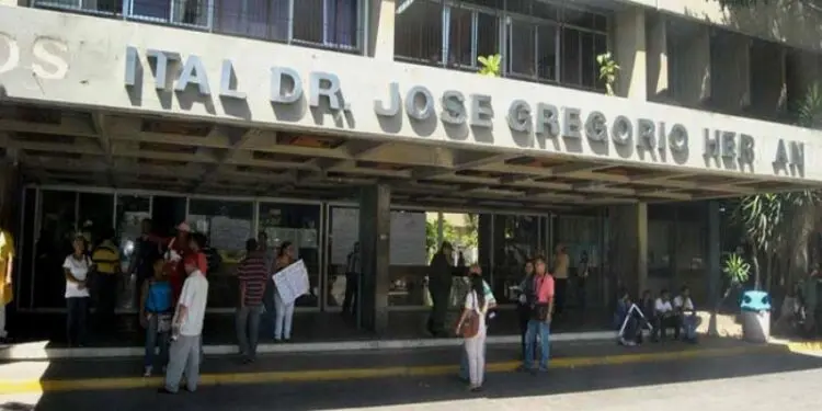 Colapso en hospital Magallanes de Catia: fallecen seis pacientes en 12 horas por COVID-19