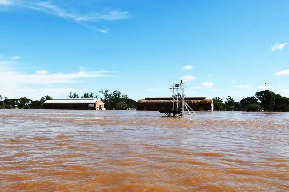 Frente al puerto local el río estará en 13,70 y en el Embalse llegará a los 35,60