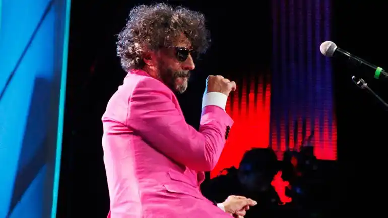 Fito Páez y Laura Pausini conquistaron la segunda noche de Viña del Mar