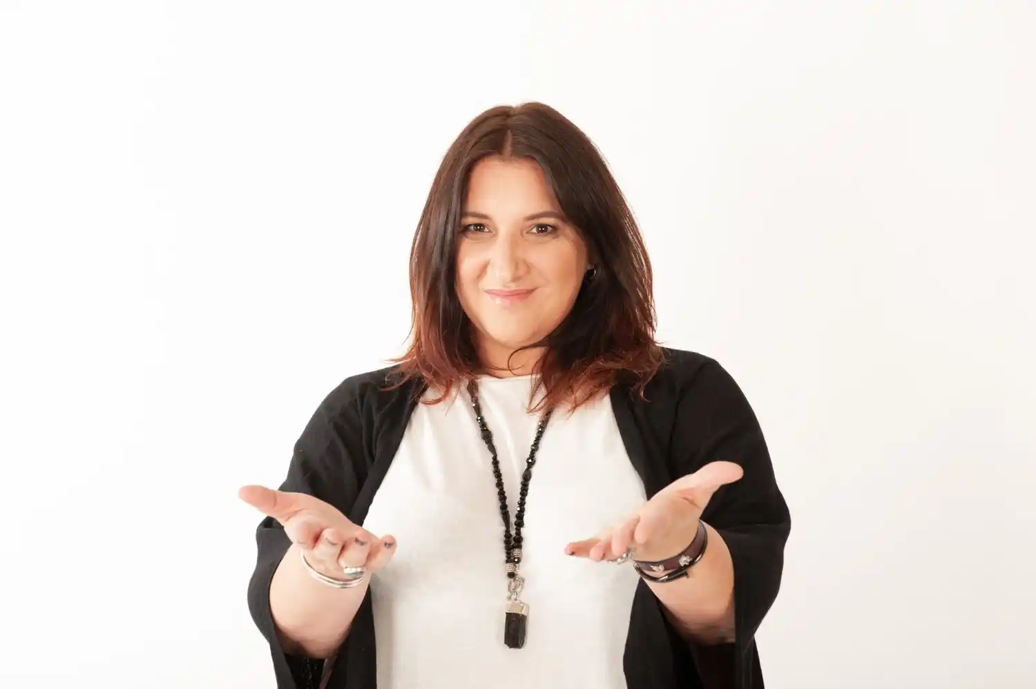 Beta Suárez llega a San Francisco para hablar de las nuevas historias de amor.